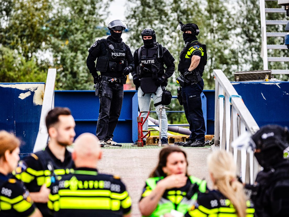 Een 32-jarige man raakte zwaargewond.