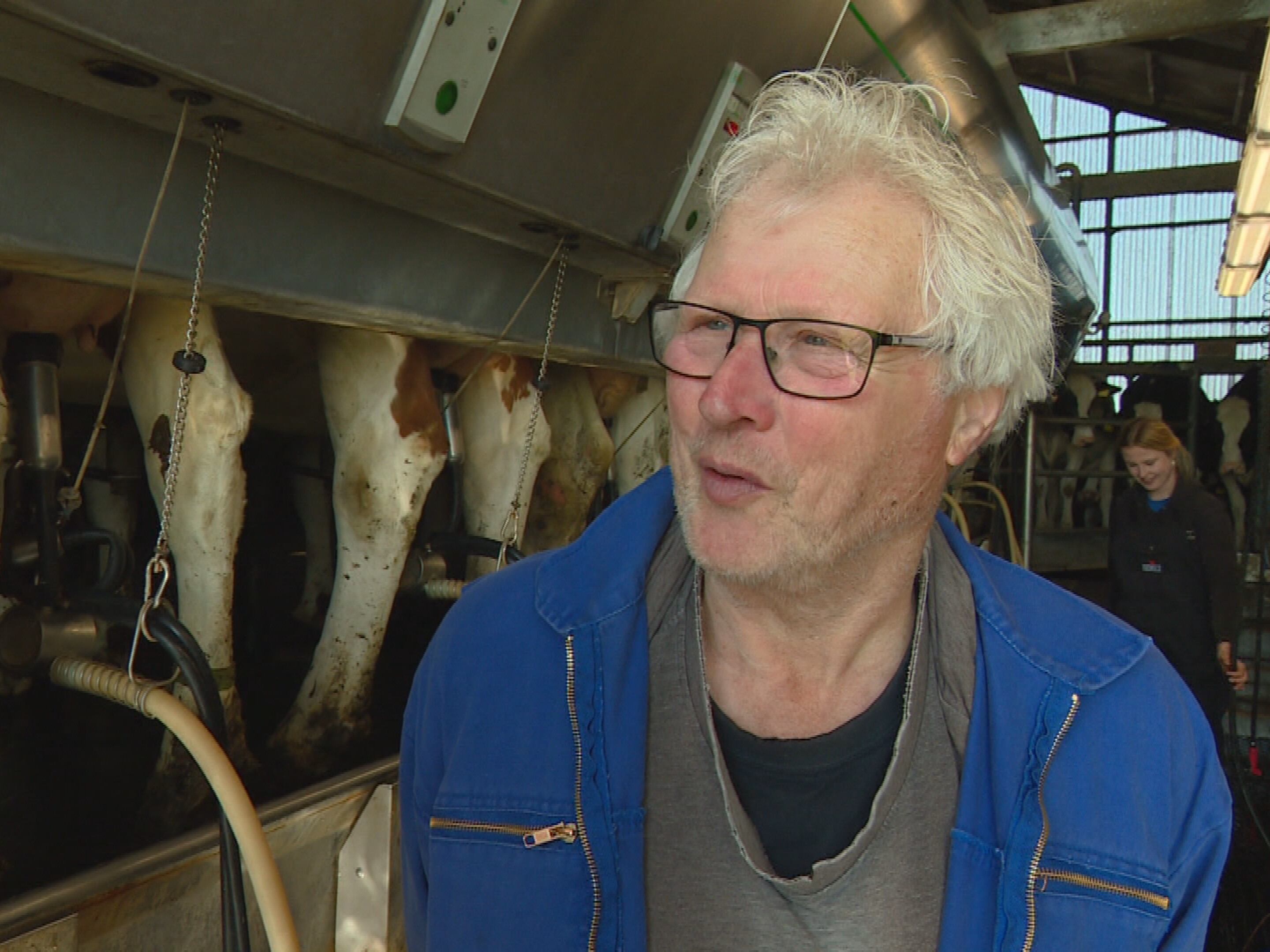 Opa Sipke Wiersma is trots op zijn kleindochters
