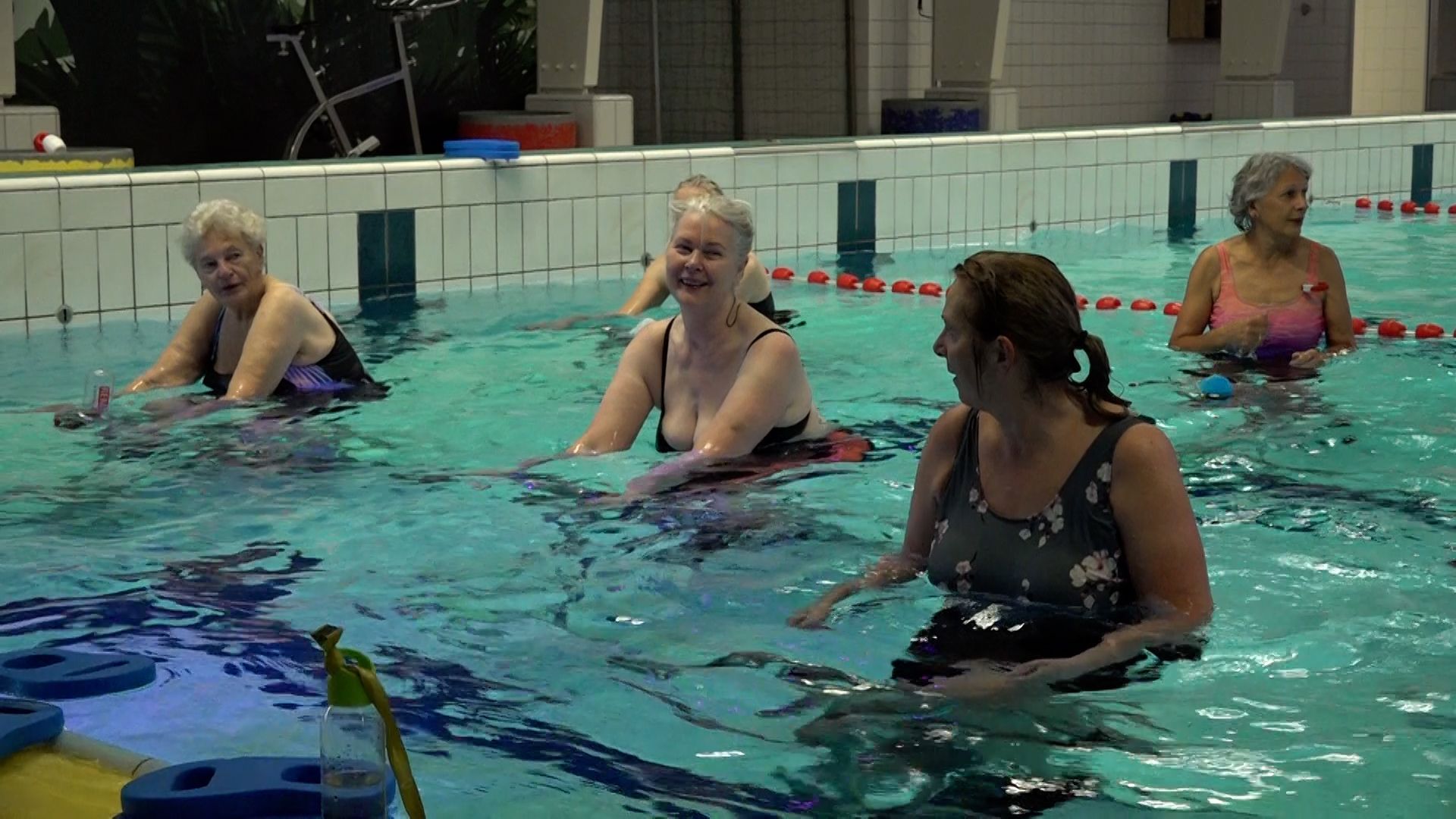 Zwembad Jaspers in Winterswijk kan weer tien jaar vooruit.