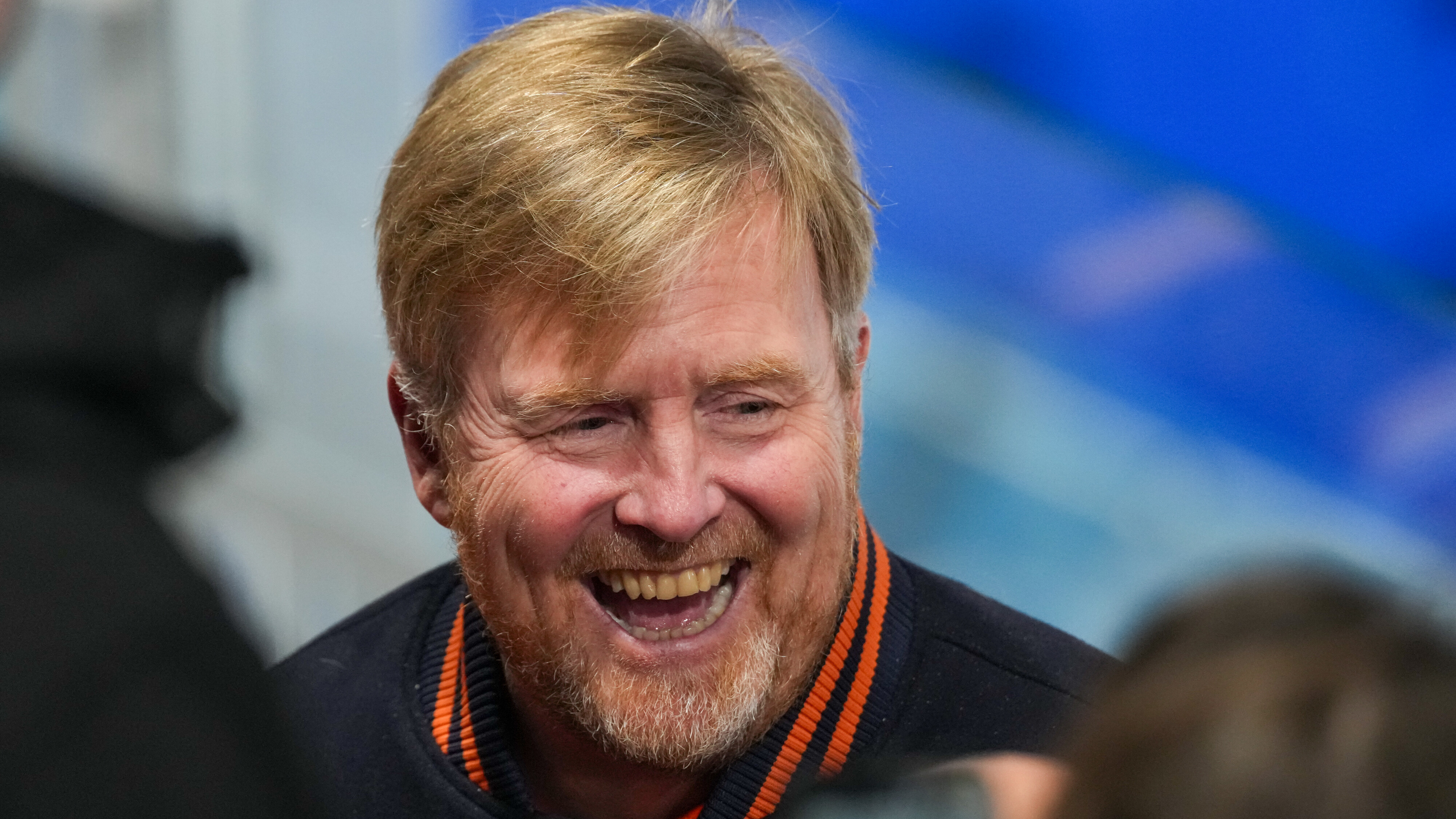De kening is bliid mei de race fan Femke Kok
