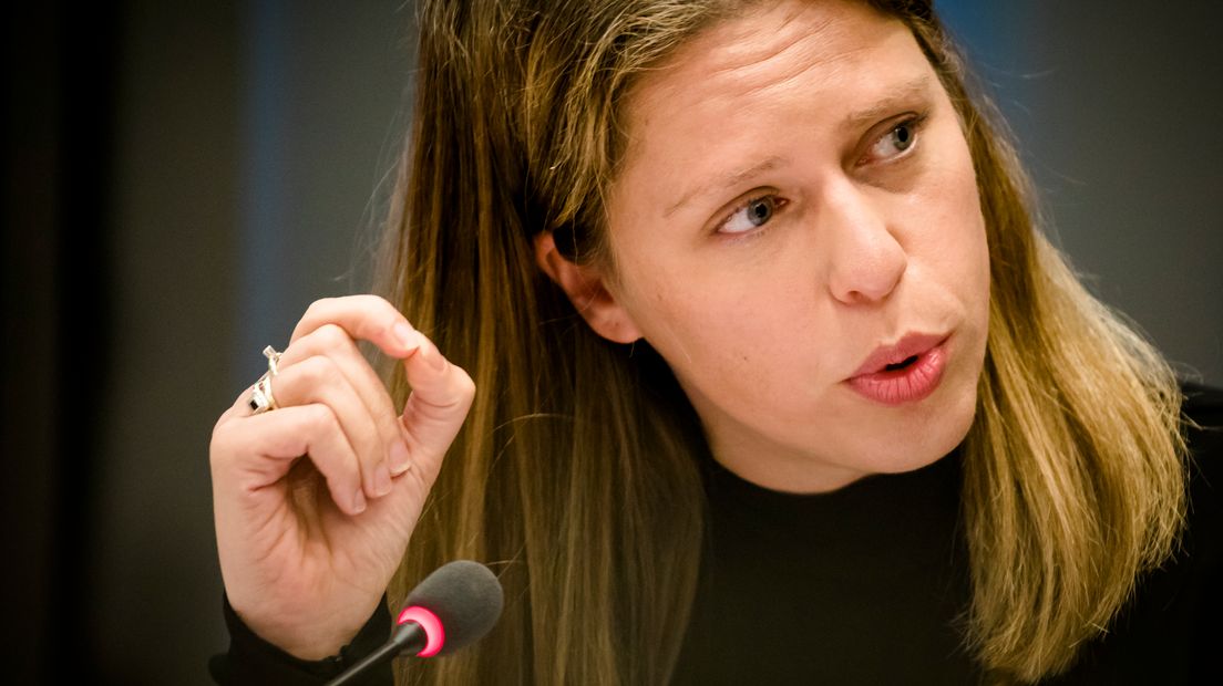 Minister Carola Schouten betreurt uitspraken over kalverfraude (Rechten: Bart Maat/ANP)