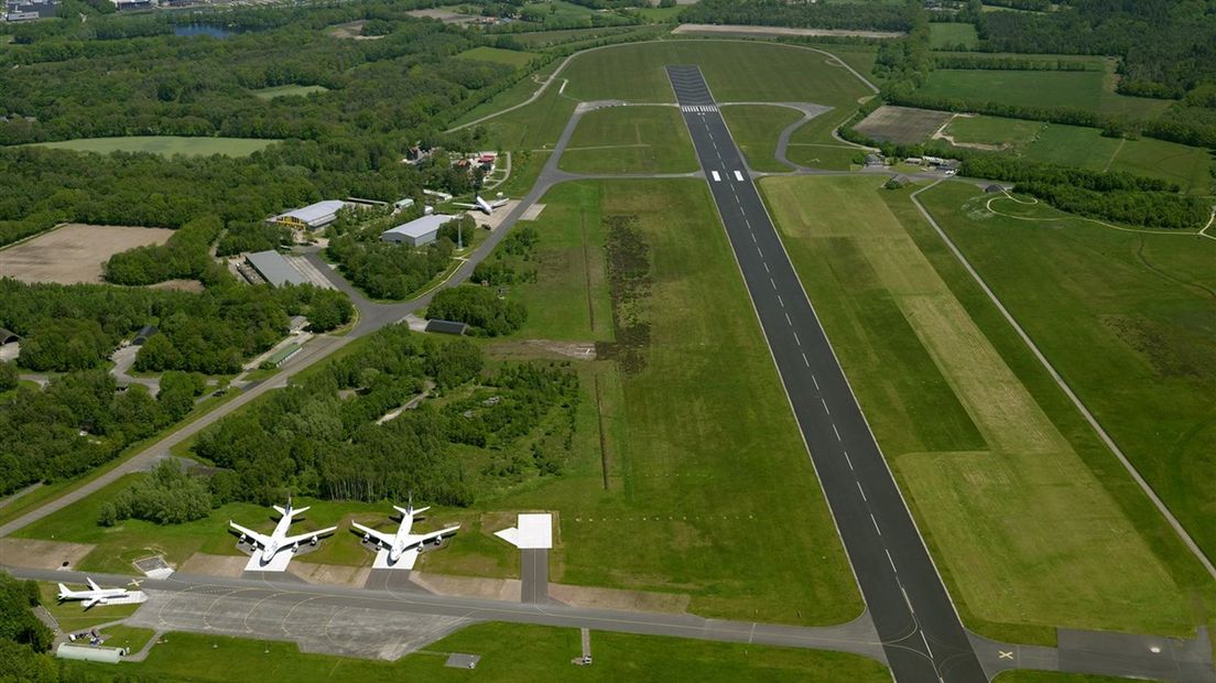 Twente Airport vanuit de lucht