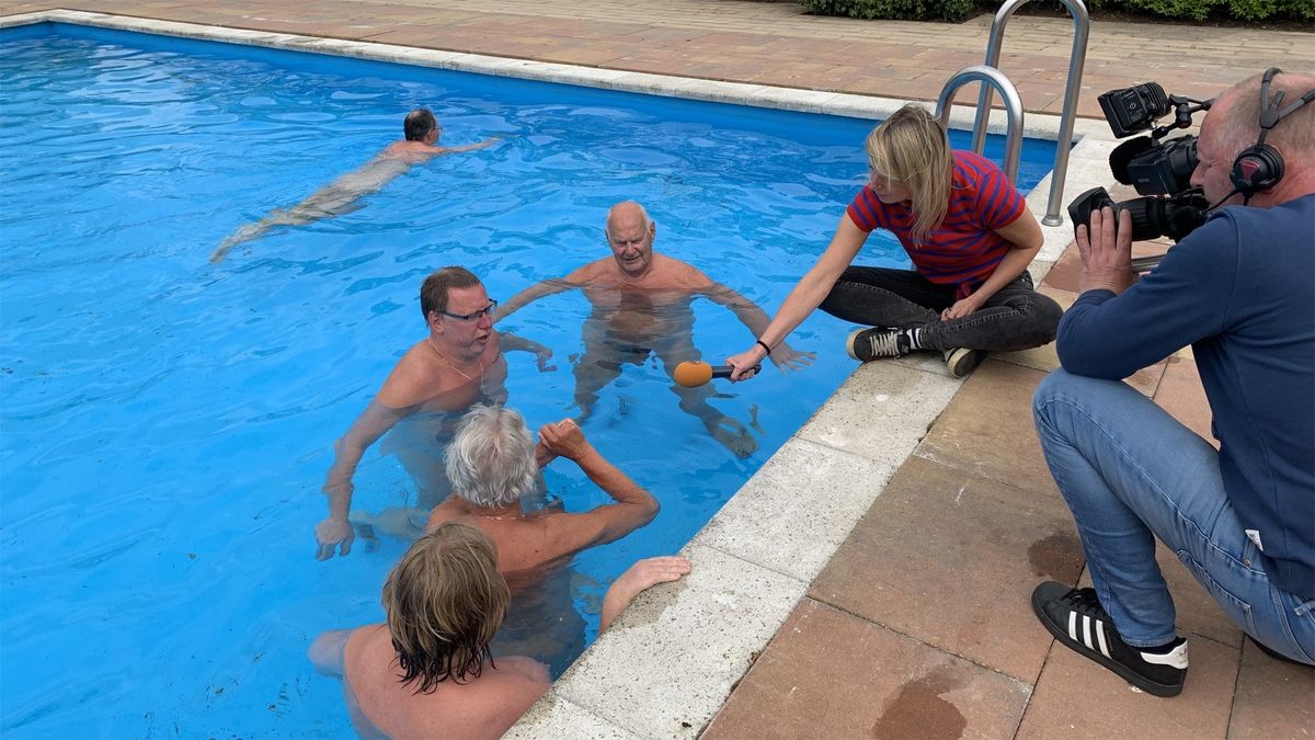 Expeditie Grunnen op bezoek bij de naturistencamping