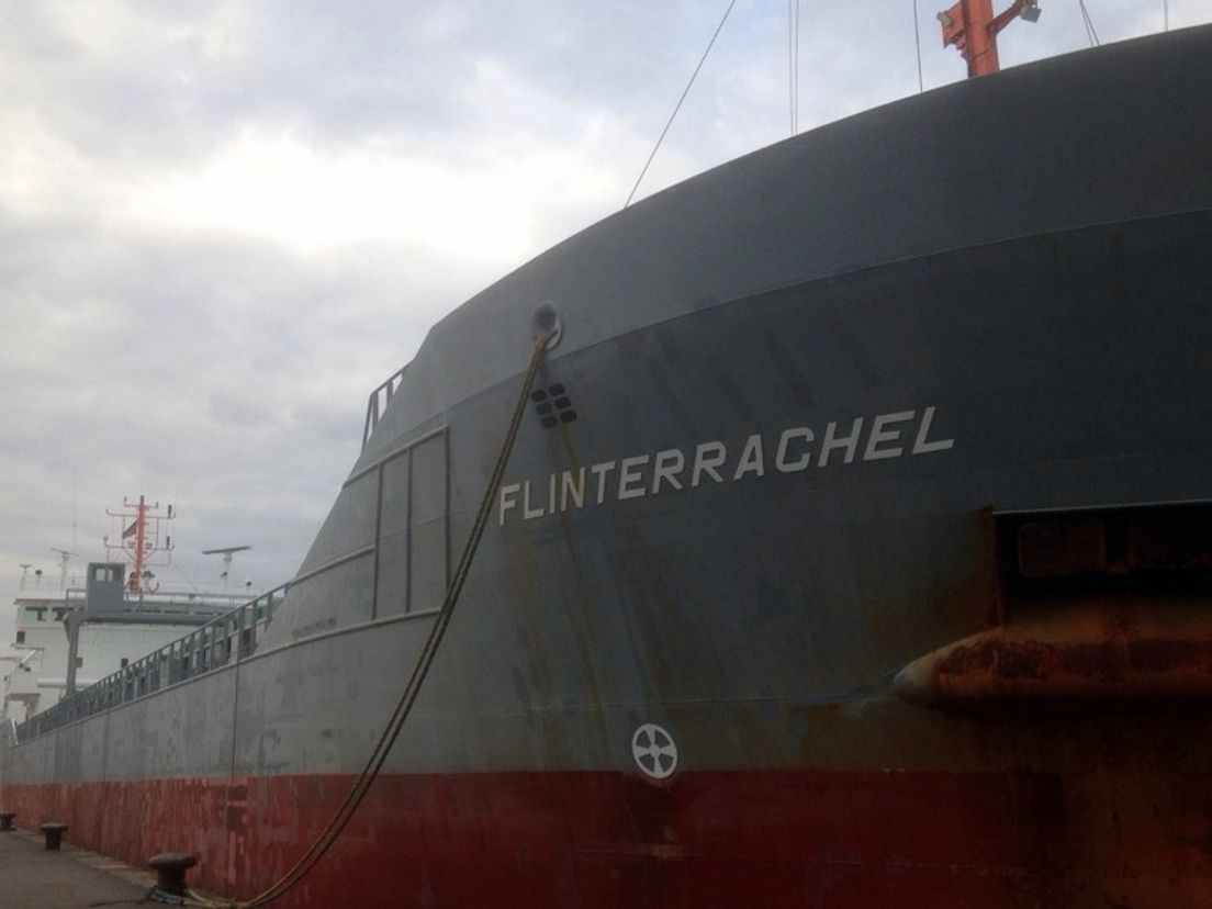 Het schip Flinterrachel in de Antwerpse haven