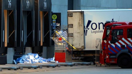 Gewonde bij ongeval op sorteercentrum PostNL. Gewonde bij ongeval op sorteercentrum PostNL.