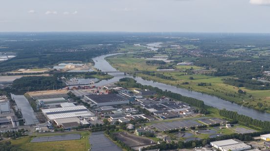 Onderzoek naar dode vrouw in Maas bij Venlo Nieuws