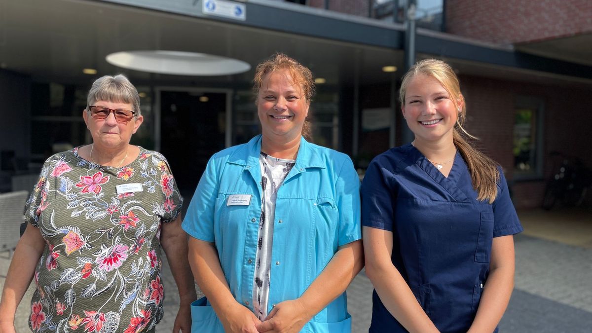 Oma, dochter en kleindochter alle drie collega's in de zorg: 'Hartstikke trots'