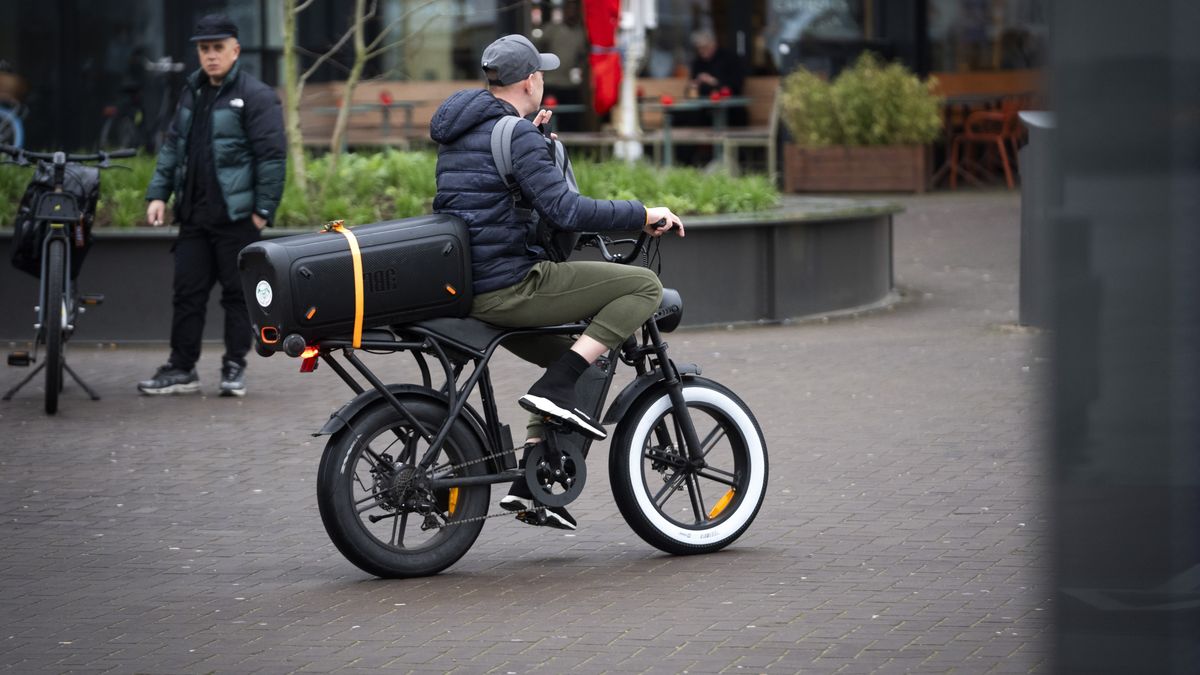 Raad Enschede praat vanavond over fatbike, vraag is of verbod gemeente stand houdt
