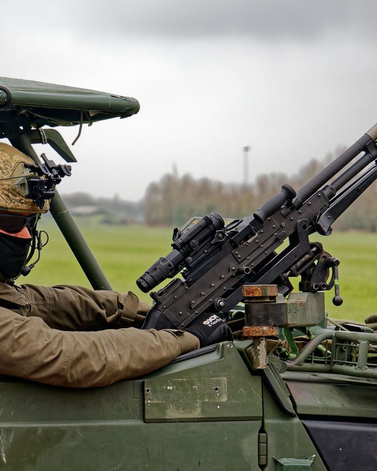 Spectaculaire militaire oefening dit kun je ervan merken Omroep