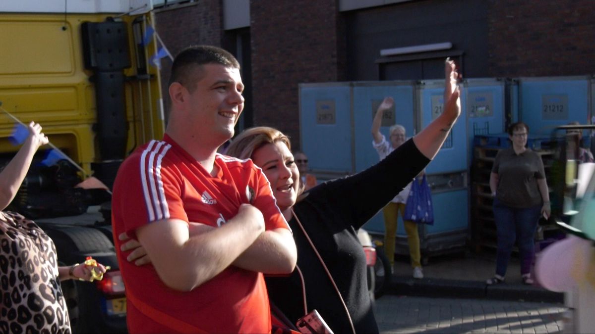 Puttershoek loopt massaal uit voor jarige dorpsgenoot Marco (30)
