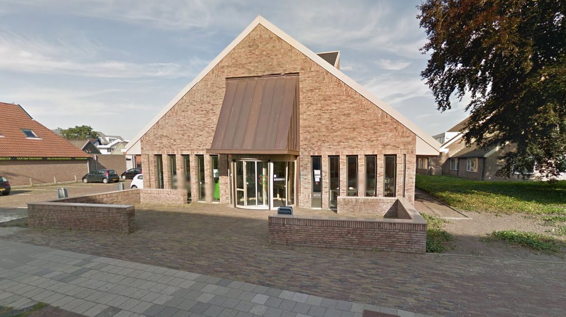 In het gemeentehuis in  Roden komt weer een college met wethouders van Gemeentebelangen, PvdA/GL en CDA/CU (Rechten: archief RTV Drenthe)