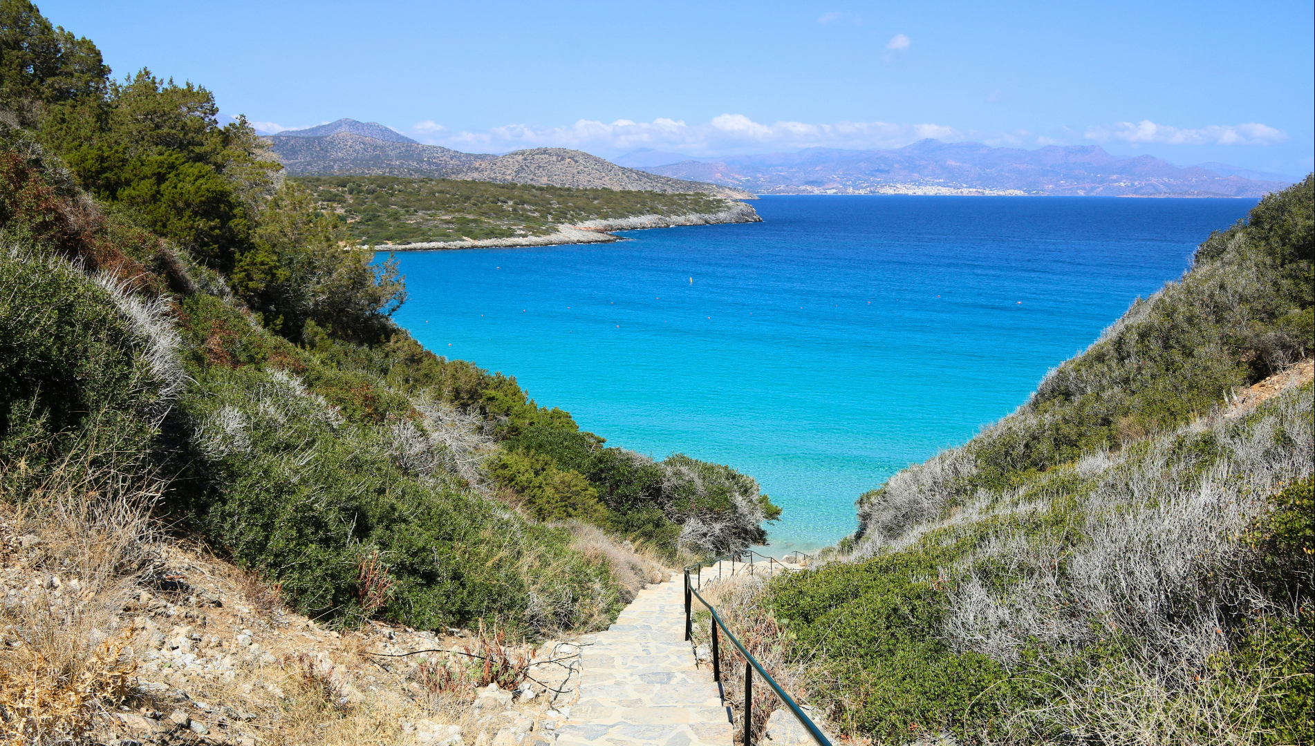 Het ongeluk gebeurde voor de kust van Kreta.