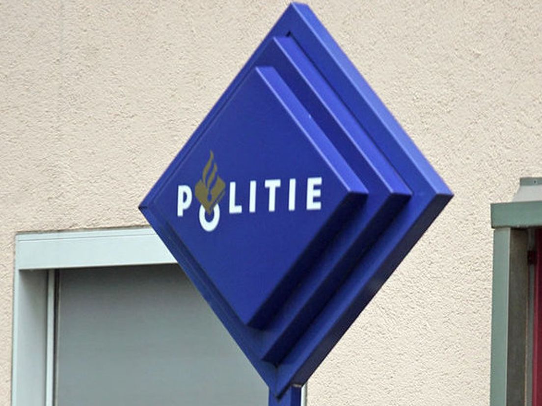 politielogo5.cropresize-5.cropresize-2.jpg