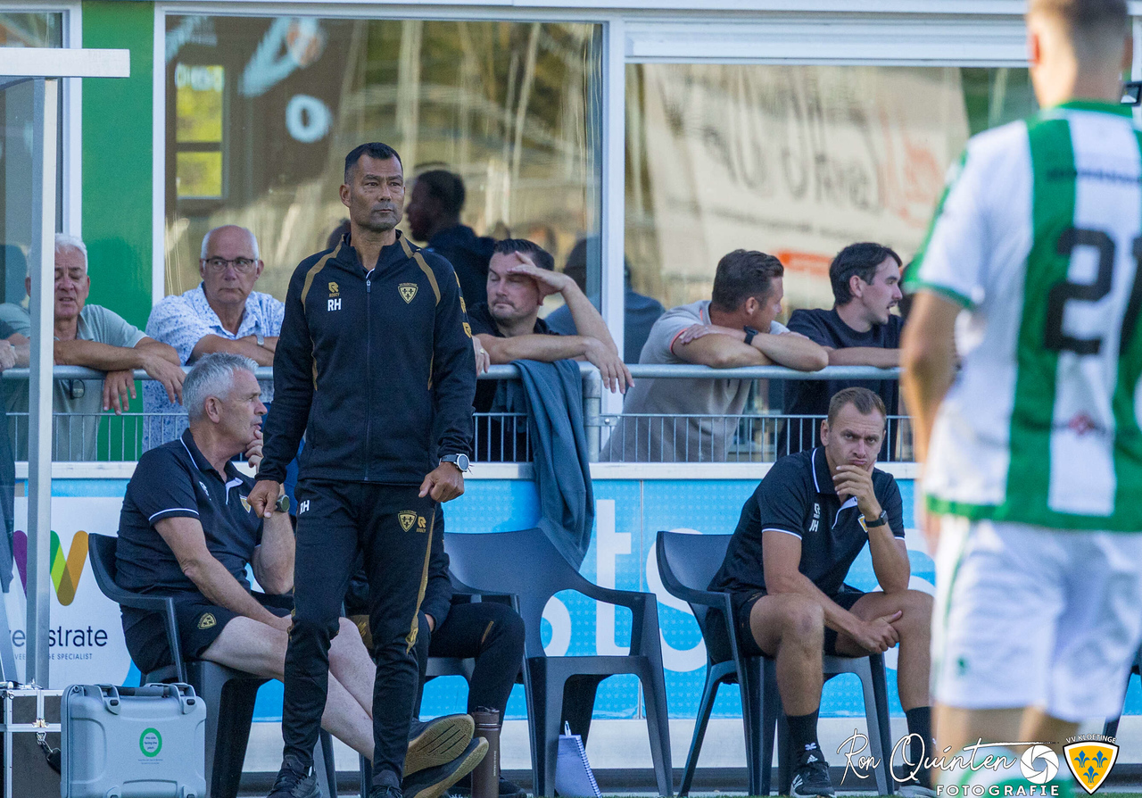 Kloetinge in gesprek met twee trainers, nog geen zes weken na komst Hendriksen