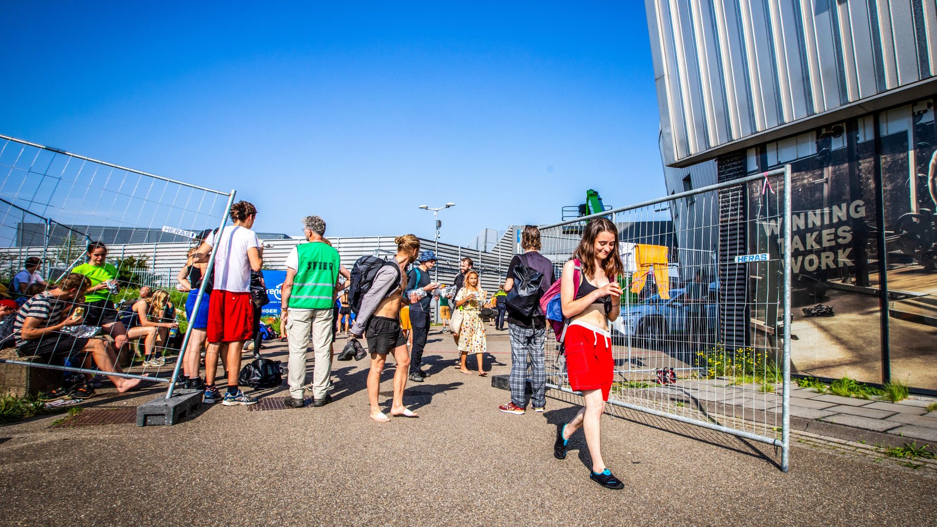 Lees Hier Terug Hoe Klimaatdemonstratie Op En Rond A12 In Den Haag Van ...