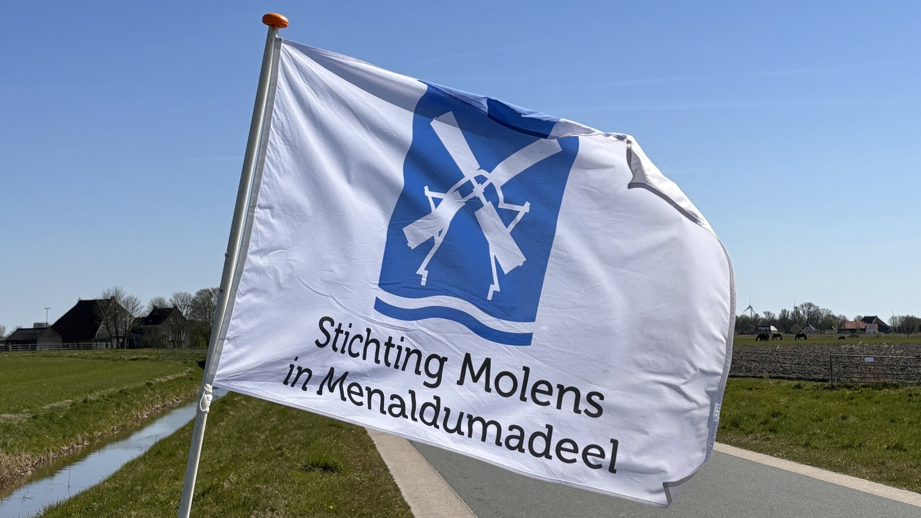 De Stichting Molens in Menaldumadeel fiert it 50-jierrich bestean