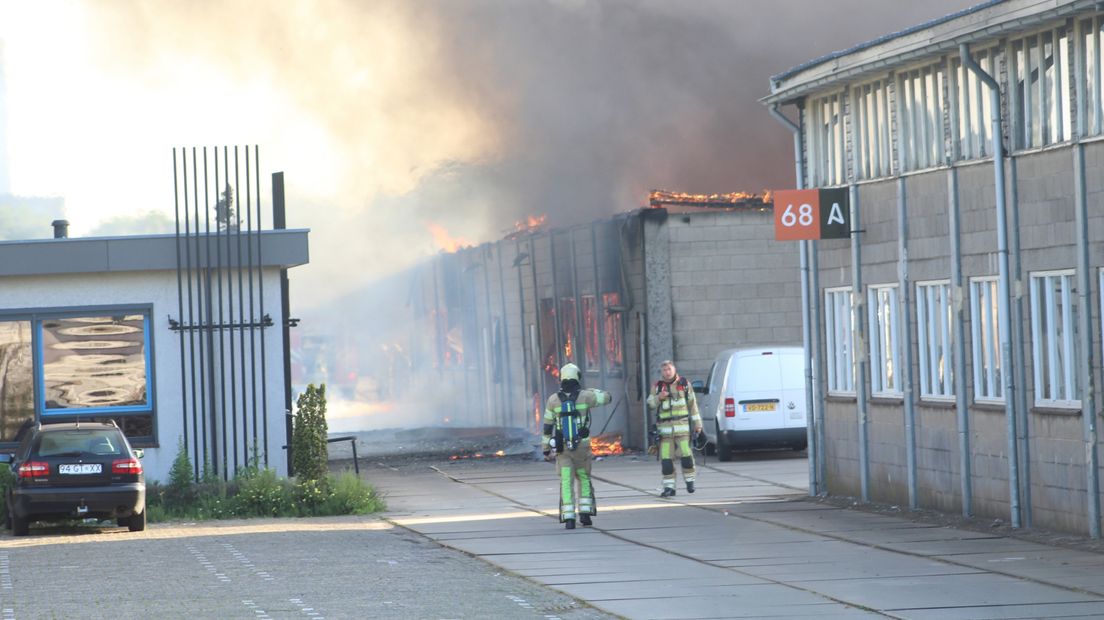 Brand in een bedrijfspand in De Meern.