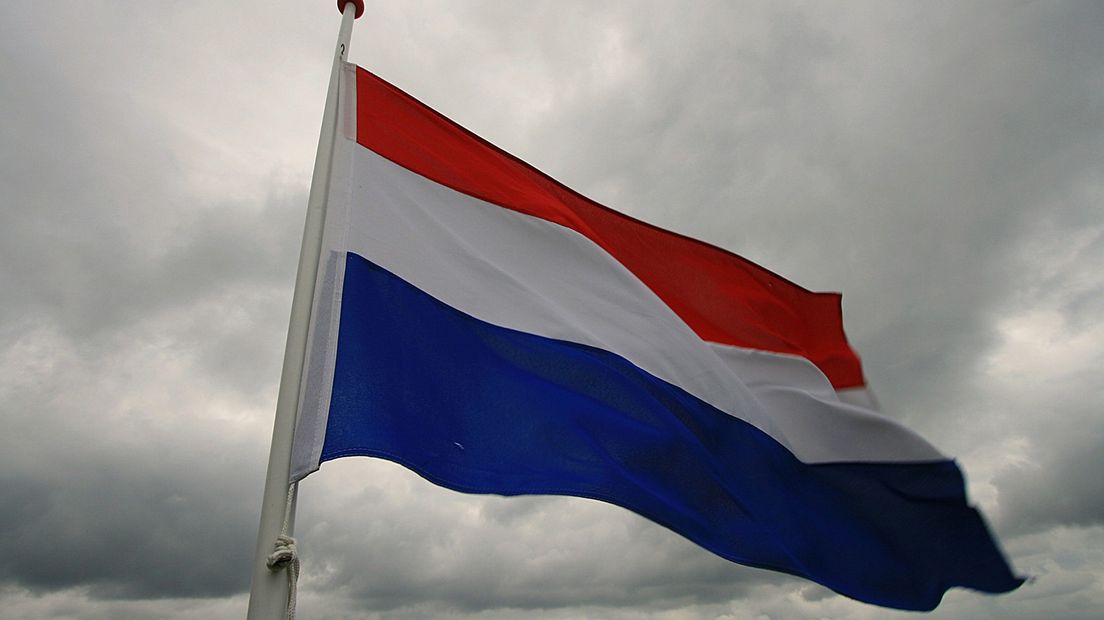 De vlag gaat halfstok op 4 mei