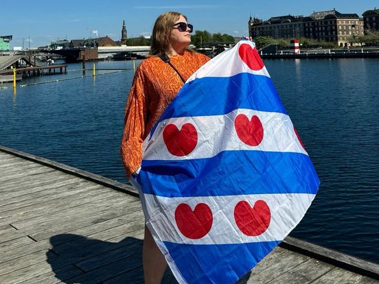 Songfestivalfanaat Yasmine Visser mei Fryske flagge nei Malmö om Joost te stypjen