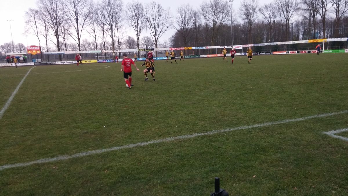 Zwartemeer blijft door zege op Zuidwolde in spoor van Raptim