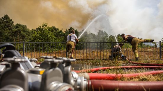 Zorgen over de weersverwachting bij natuurbrand in Venray Home