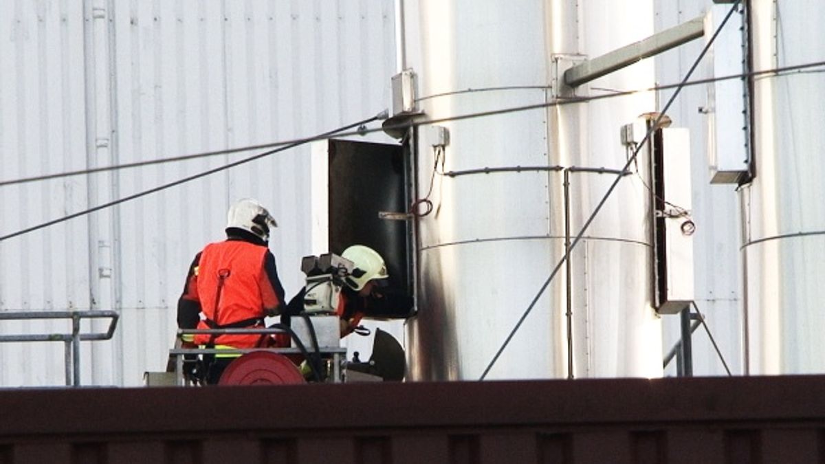 Brand bij aardappelmeelfabriek Avebe in Gasselternijveen