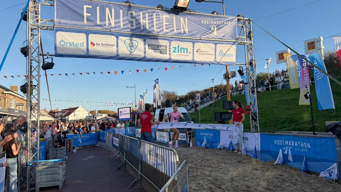 De eerste finishers van de Ladiesrun