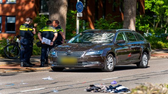 Fietser gereanimeerd na aanrijding. Fietser gereanimeerd na aanrijding.