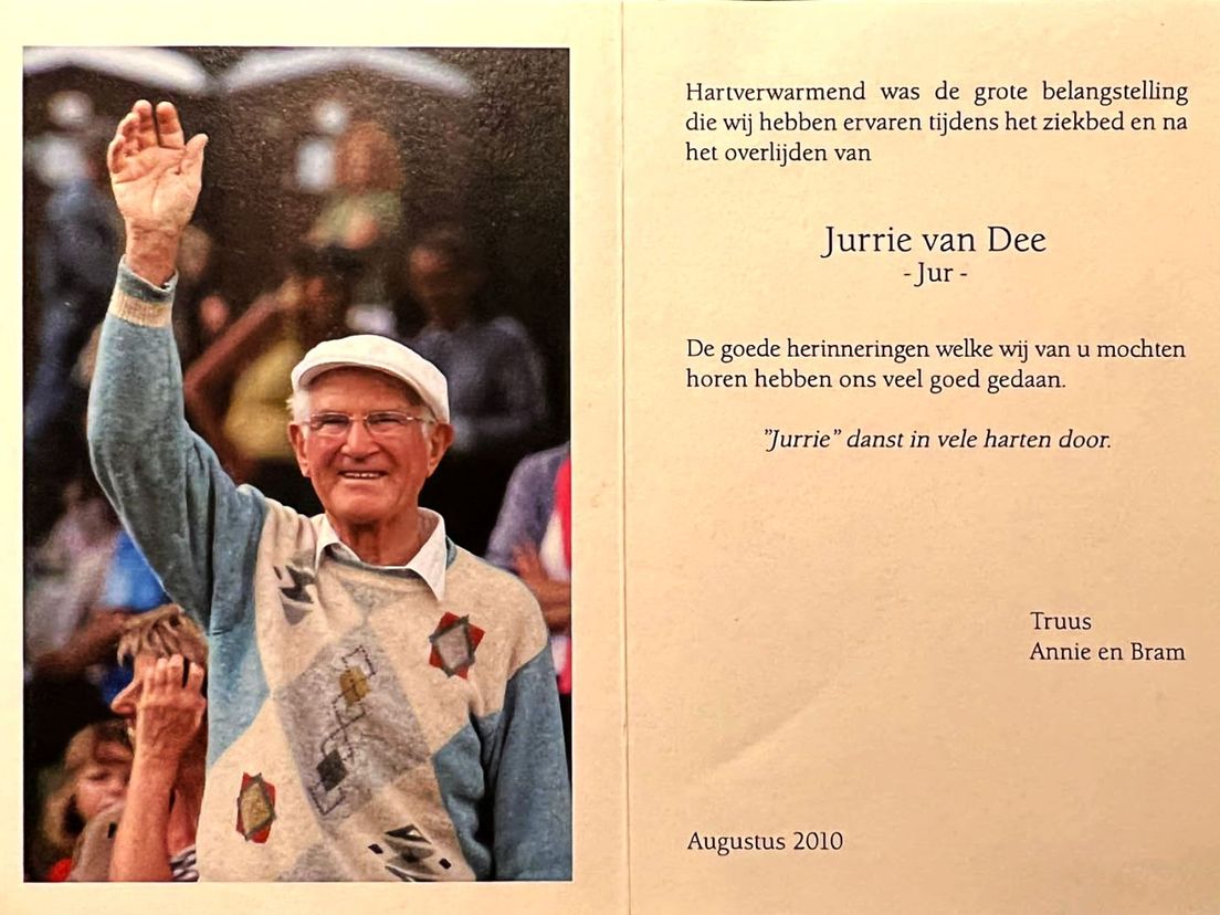 Rouwkaart van Jurrie van Dee uit 2010.