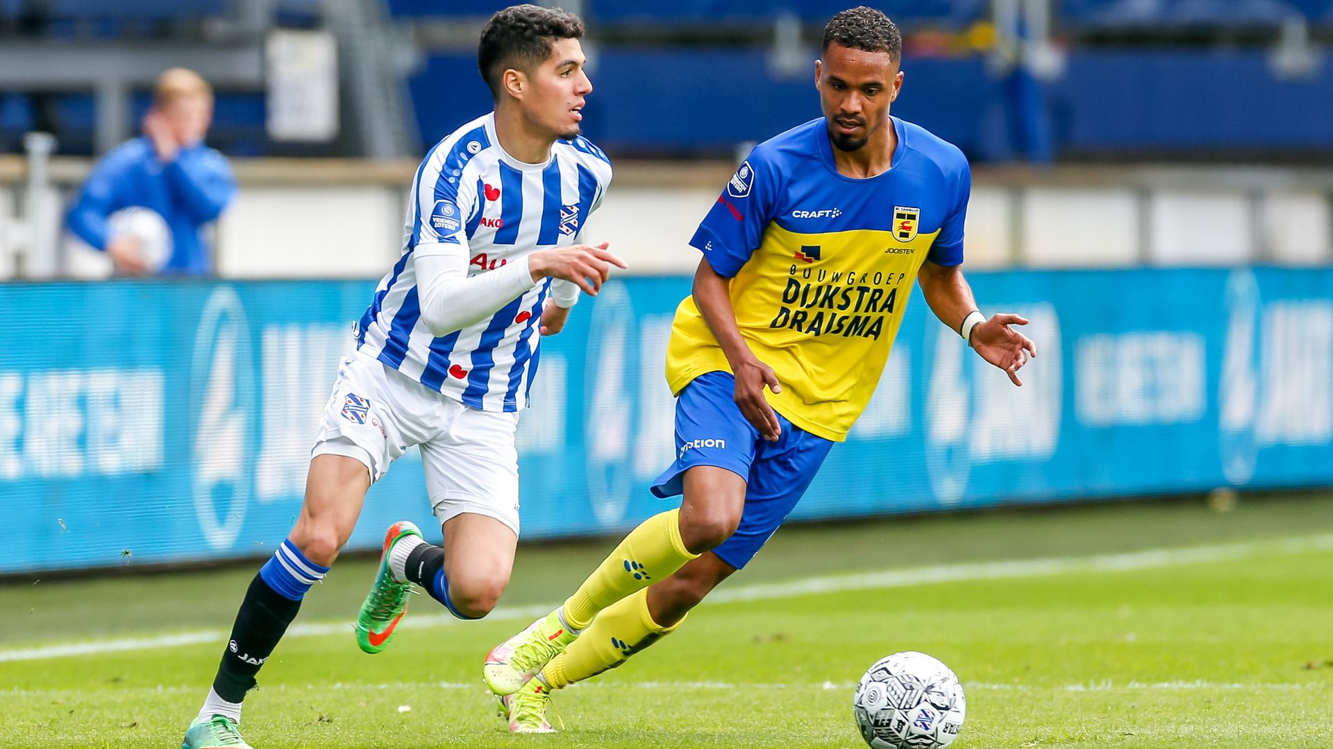 Tahiri maakte de openingstreffer voor Heerenveen