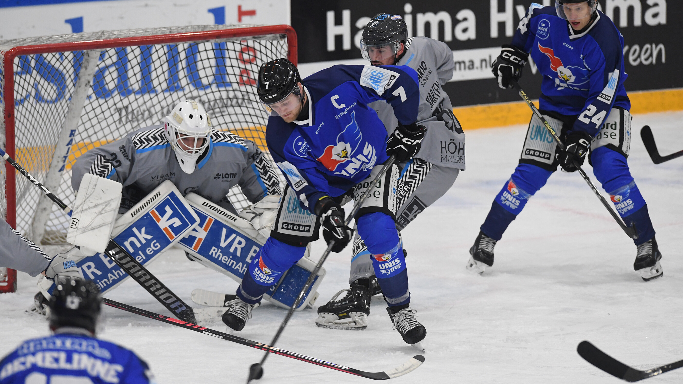 UNIS Flyers Wint Van Koploper In CEHL Cup | Knegt En De Laat Buiten De ...