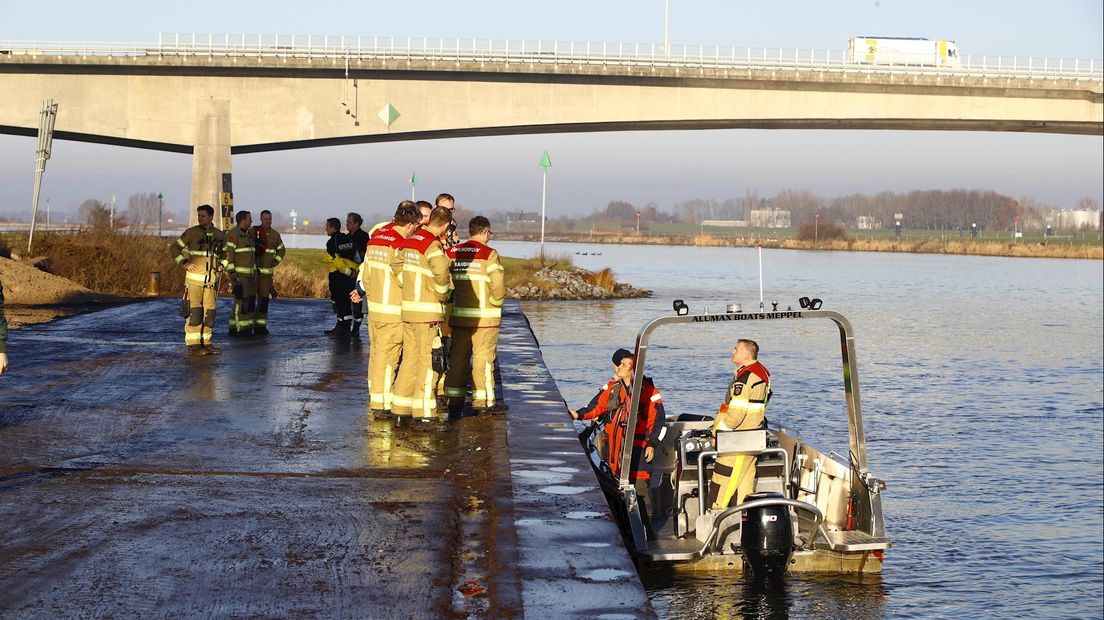 Mogelijke drenkeling in IJssel tussen Zwolle en Hattem