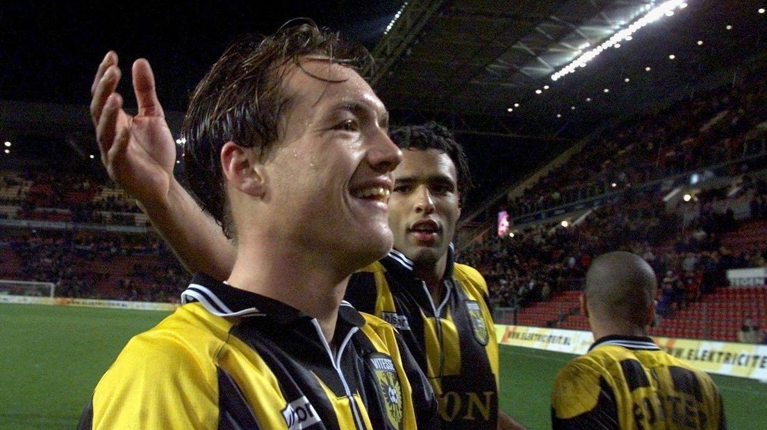 Arco Jochemsen bezorgde Vitesse de laatste thuiswinst op PSV in 1997. Lukt het Vitesse vandaag weer een keer?