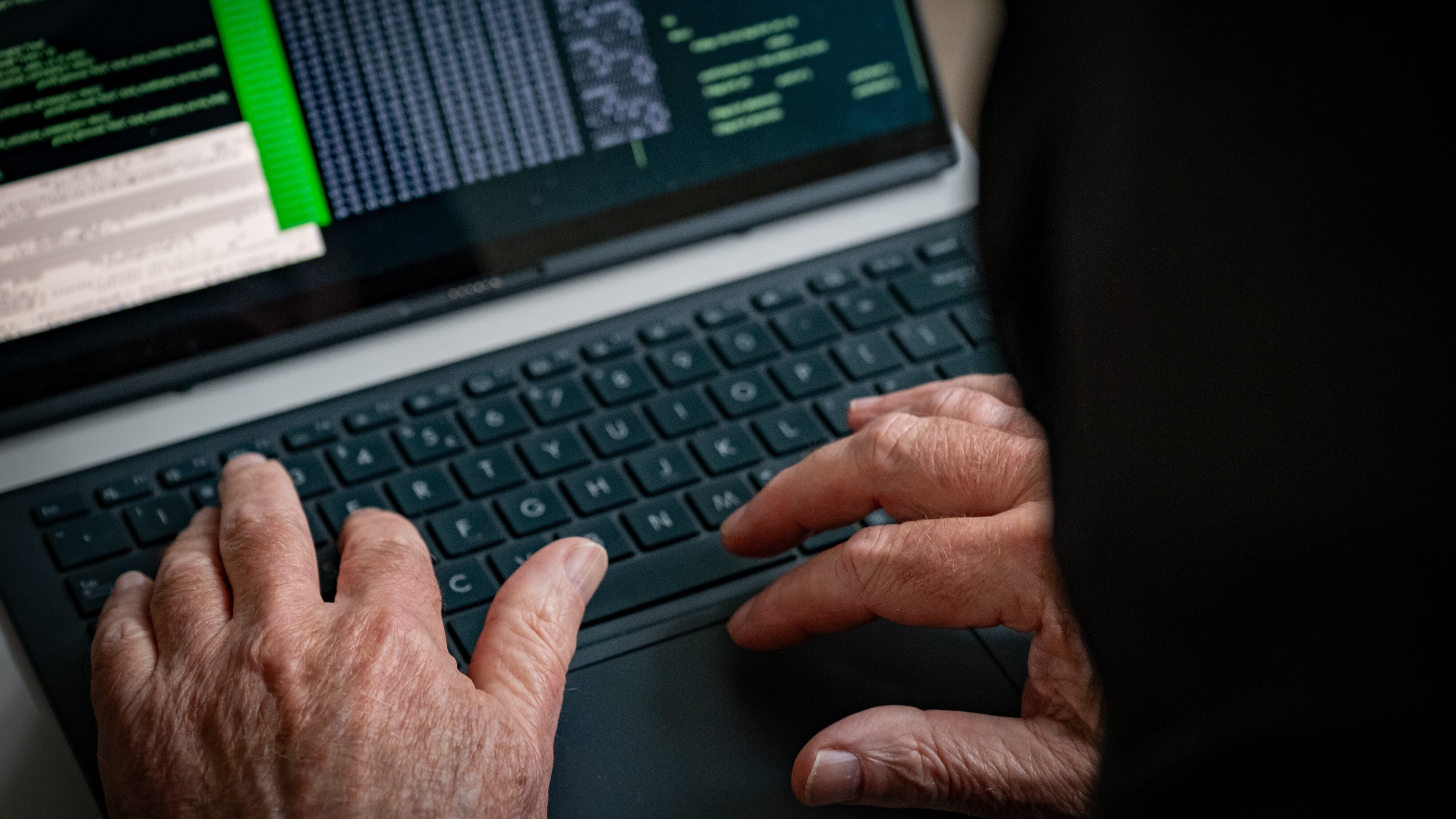 Personiels- en finansjele gegevens bútmakke: Russyske hackersgroep claimt cyberoanfal op Omrin