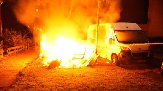 Autobrand A2 • frontale aanrijding.