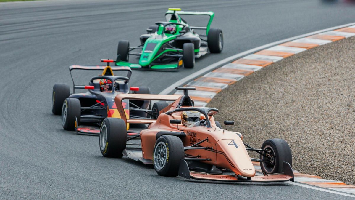 Autosporttalent Nina Gademan krijgt plek in F1 Academy