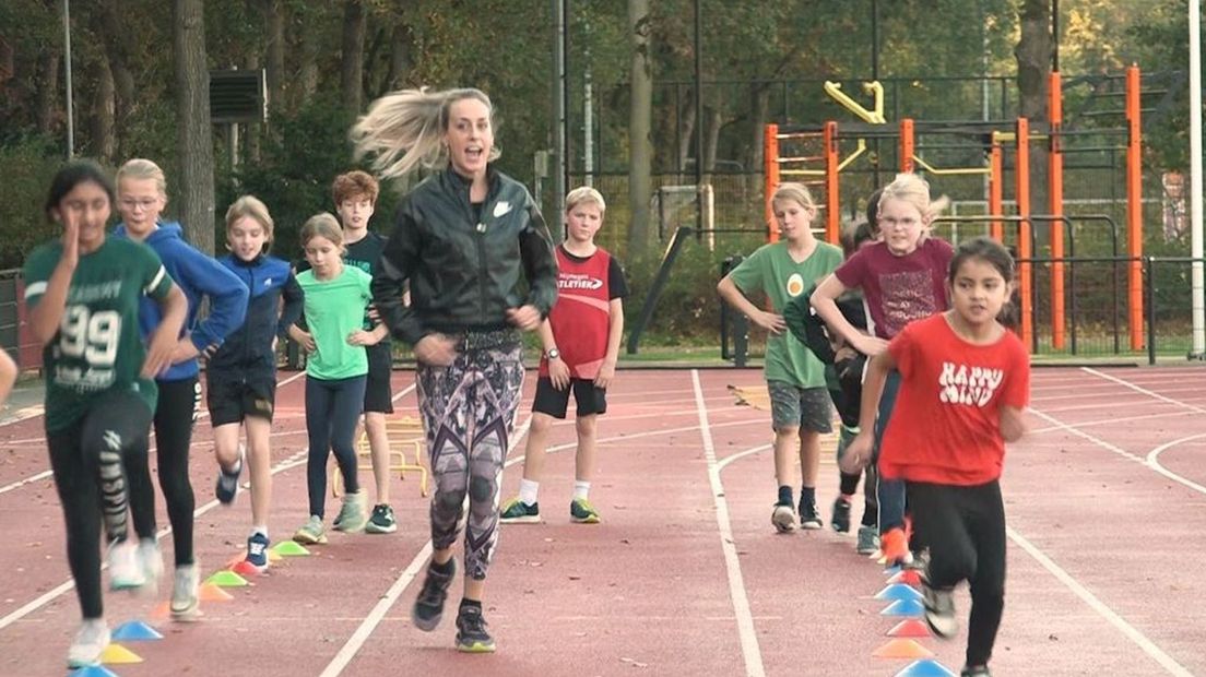 Susan Krumins tijdens de clinic