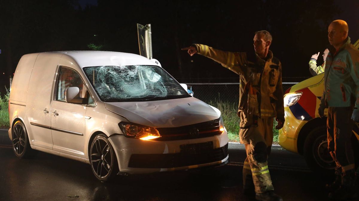 Fietser geschept in Kootwijkerbroek