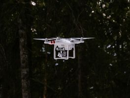 Pakketje drugs met drone geleverd bij gevangenis Veenhuizen: man krijgt taakstraf en boete