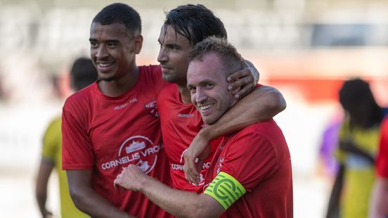 Amateurvoetbal | FC Rijnvogels nieuwe koploper na ruime overwinning Nieuws
