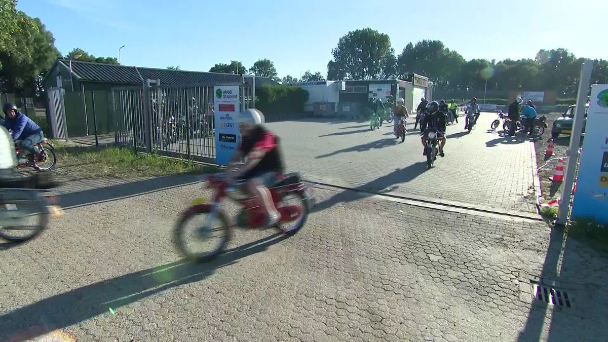 Zomer in Overijssel gaat brommers kiek'n in Staphorst