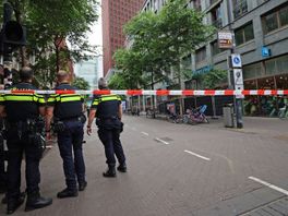Dode bij steekpartij in Albert Heijn op Haagse Turfmarkt