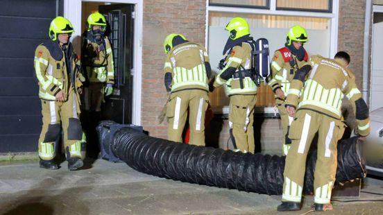 Woningen ontruimd • brand op bouwplaats