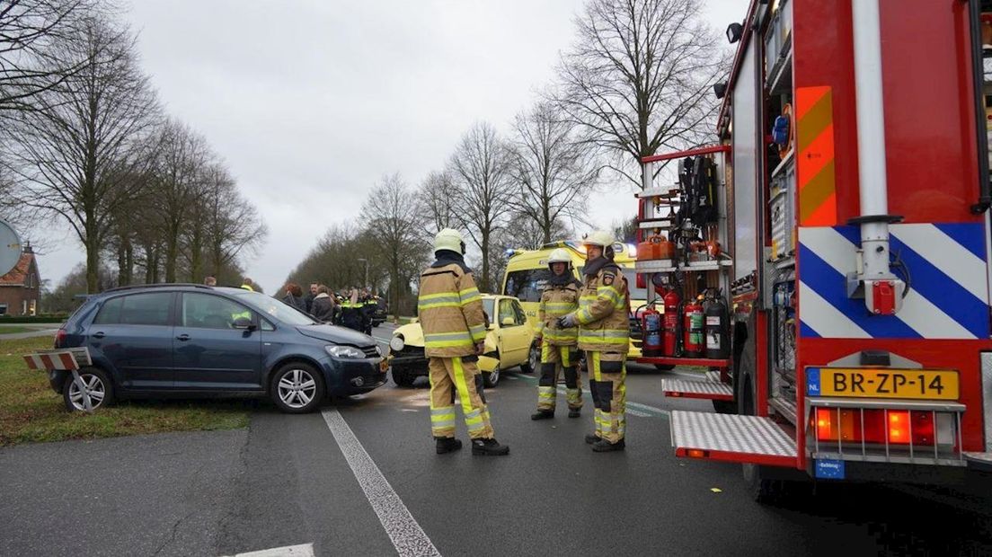 Botsing op N377 bij Nieuwleusen