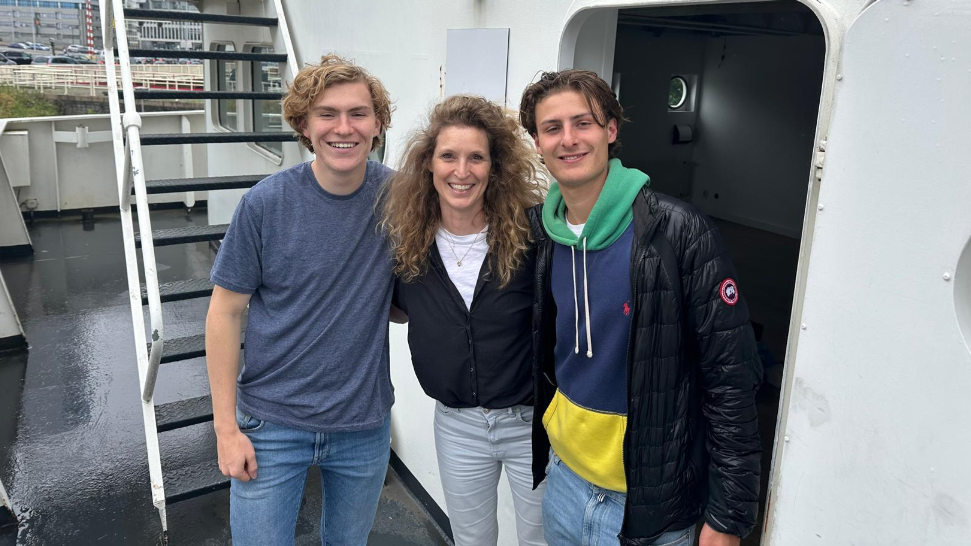 Lindsay met haar zoons