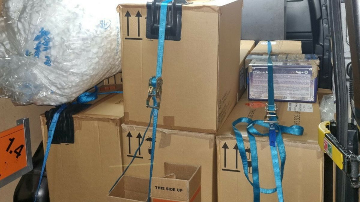Man bekent opslag van 184 kilo vuurwerk op zolder in Zwartemeer