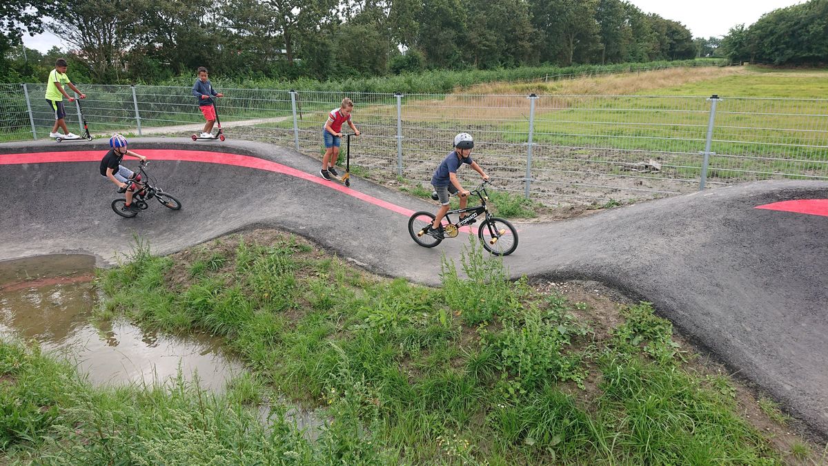 Inwoners Renesse vroegen om een pumptrack en krijgen die nu