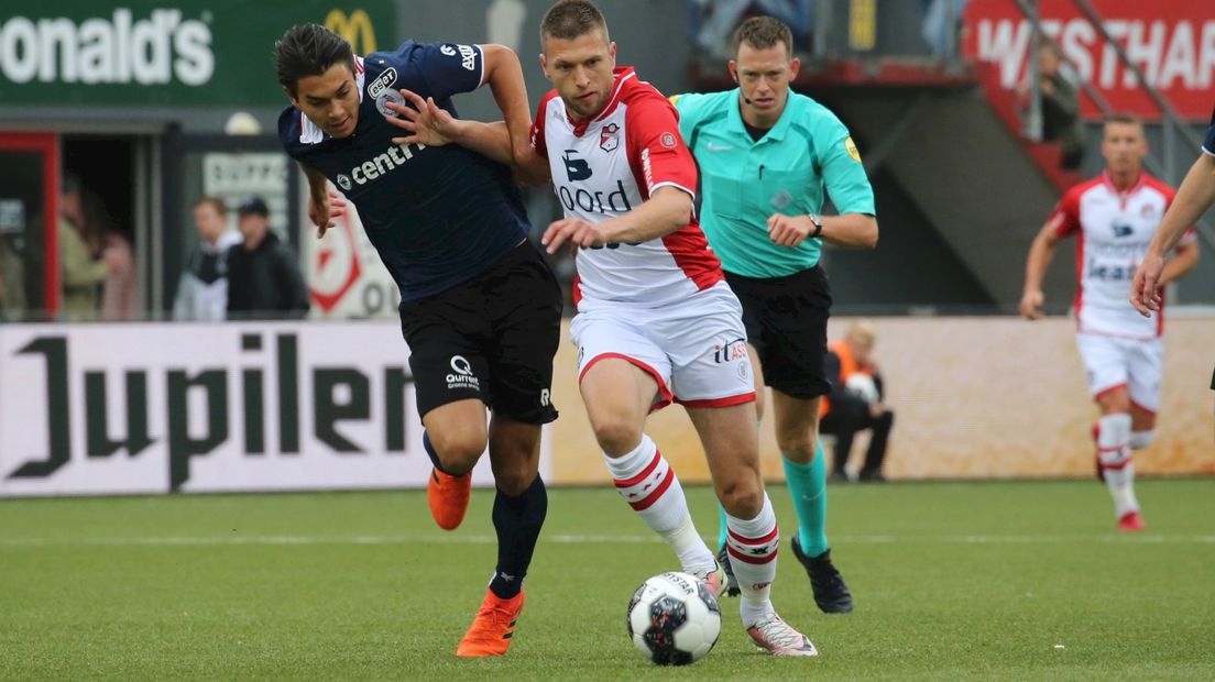 Alexander Bannink mist het eerste duel van FC Emmen tegen Den Haag (Rechten: Gerrit Rijkens)