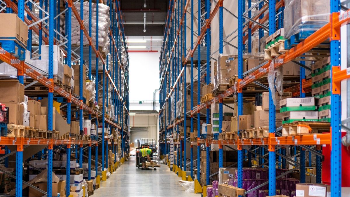 Geen woonkazerne arbeidsmigranten op bedrijventerrein Venlo: 'Den Haag is aan zet'