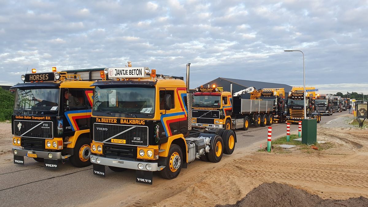 Vinkenbuurt staat komend weekend vol met oude Volvotrucks